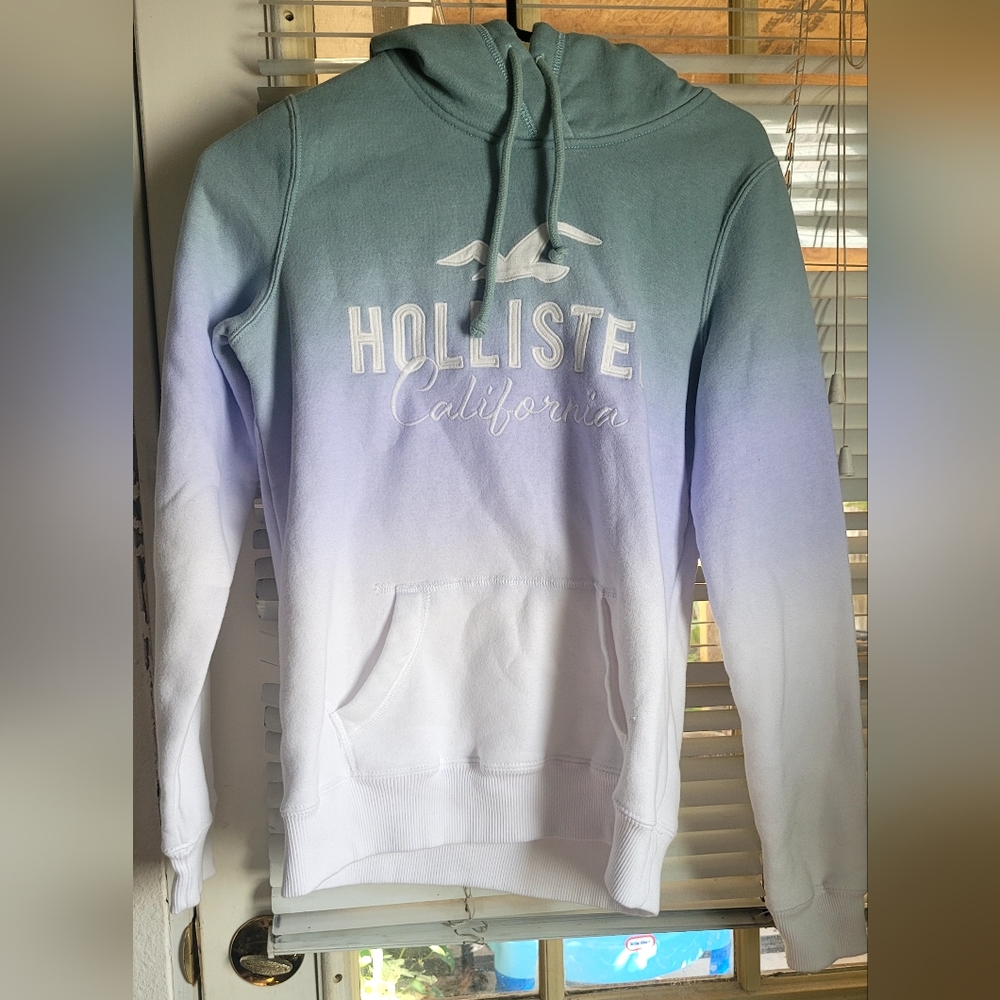 Hollister hoodie